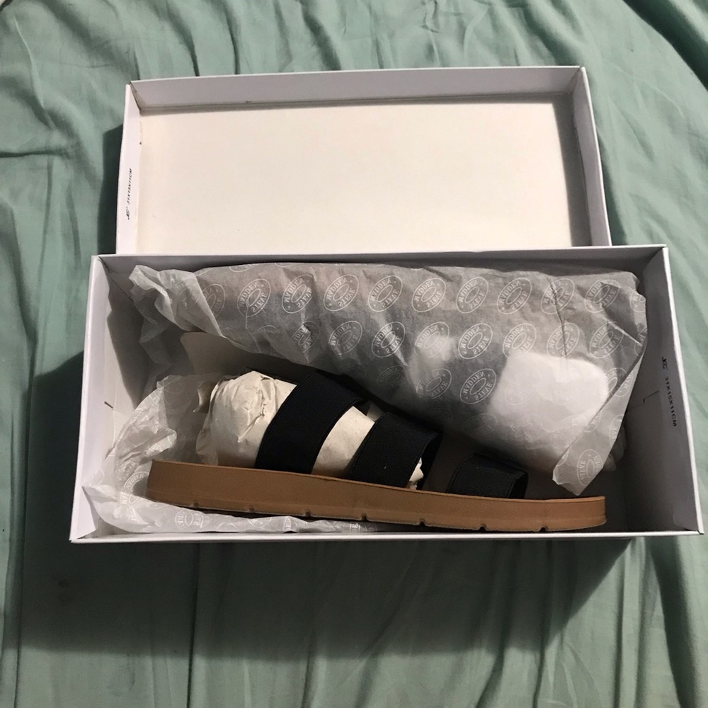 Steve Madden sandals - Picture 4 of 6